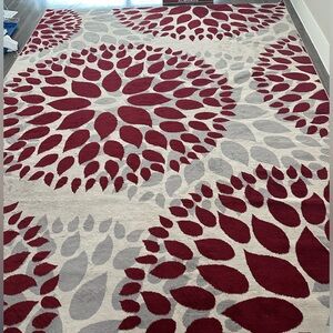 Flowery red & gray rug 12ft by 9ft